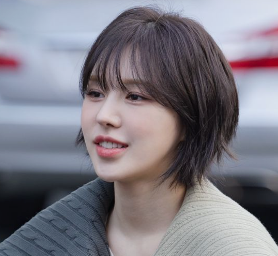 The Best Medium Length Hairstyles for 2024 Bada Hair Salon